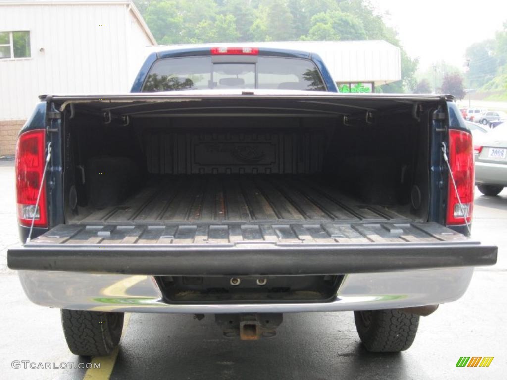 2005 Ram 2500 SLT Regular Cab 4x4 - Patriot Blue Pearl / Dark Slate Gray photo #13