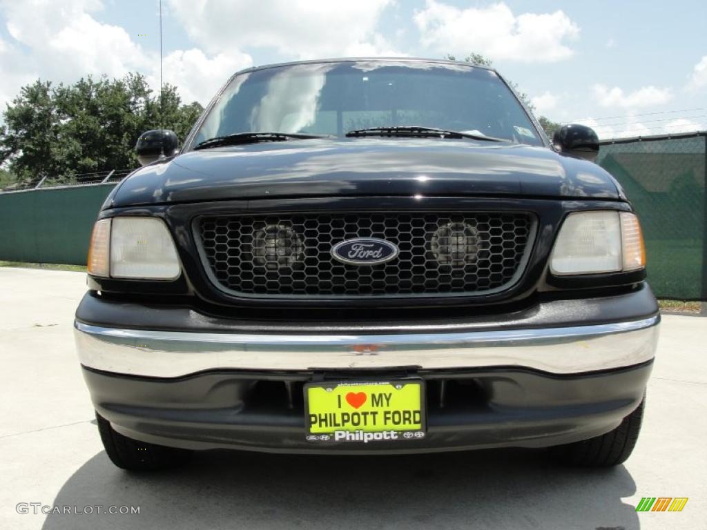 2001 F150 XLT SuperCrew - Black / Medium Graphite photo #9