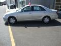 Lunar Mist Metallic - Camry LE Photo No. 2