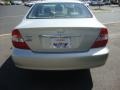 Lunar Mist Metallic - Camry LE Photo No. 4