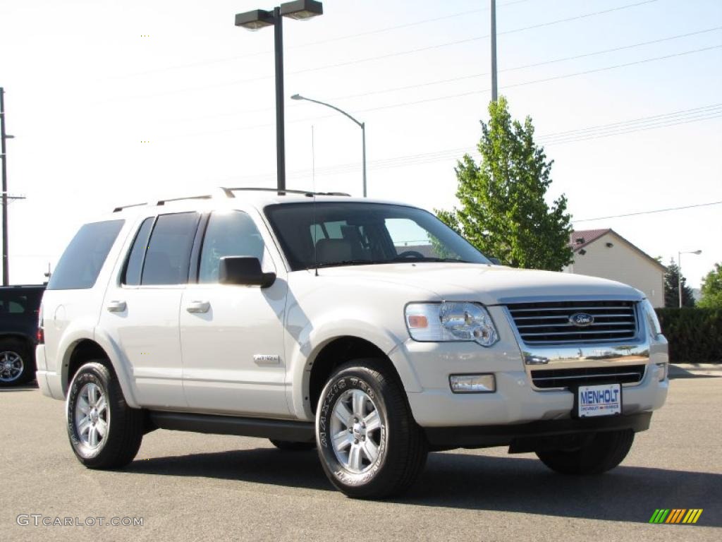 2008 Explorer XLT 4x4 - White Suede / Black/Stone photo #2