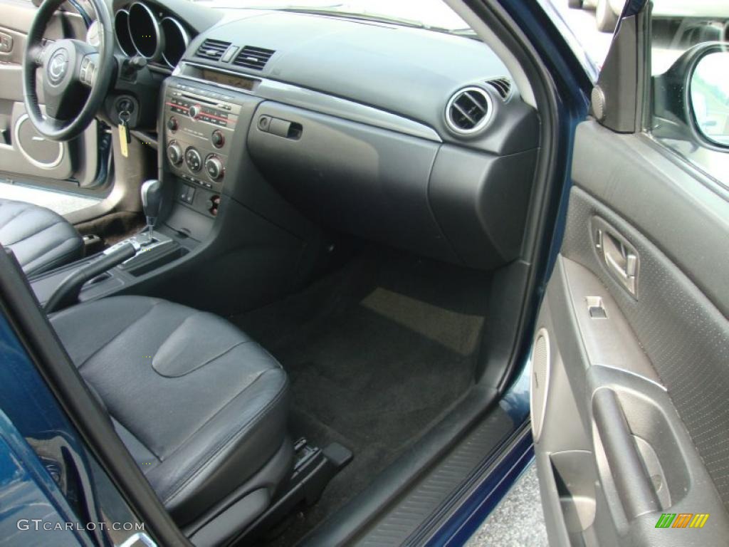 2007 Mazda MAZDA3 s Grand Touring Sedan Black Dashboard Photo #32785887