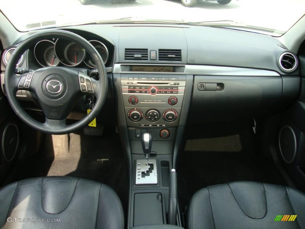 2007 Mazda MAZDA3 s Grand Touring Sedan Black Dashboard Photo #32786011