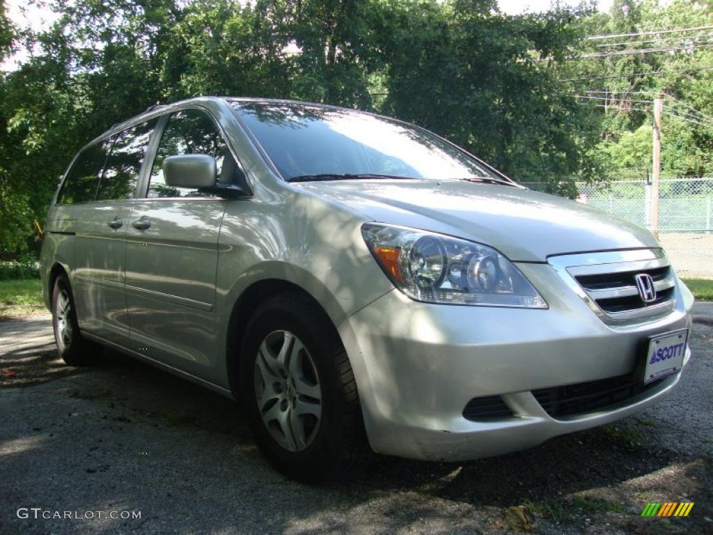 2005 Odyssey EX-L - Silver Pearl Metallic / Gray photo #4