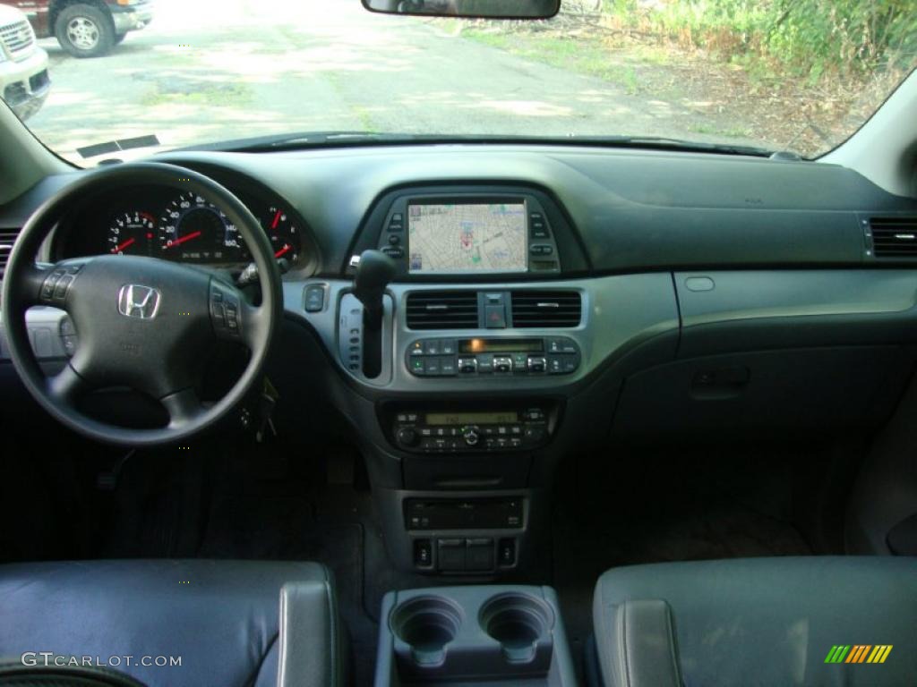 2005 Odyssey EX-L - Silver Pearl Metallic / Gray photo #26