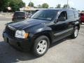 Black - Grand Cherokee Laredo 4x4 Photo No. 2