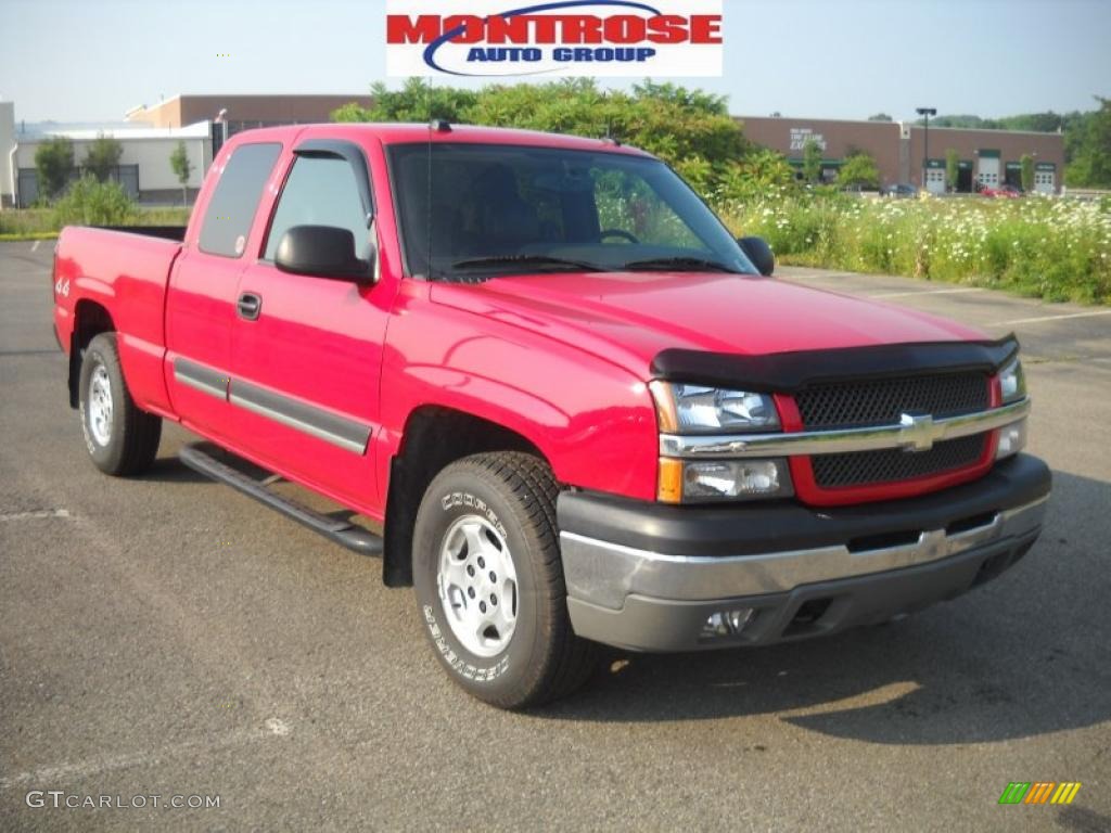 2004 Silverado 1500 LS Extended Cab 4x4 - Victory Red / Dark Charcoal photo #23
