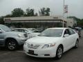 Super White - Camry SE Photo No. 1
