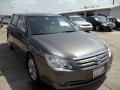 Phantom Gray Pearl - Avalon XLS Photo No. 1