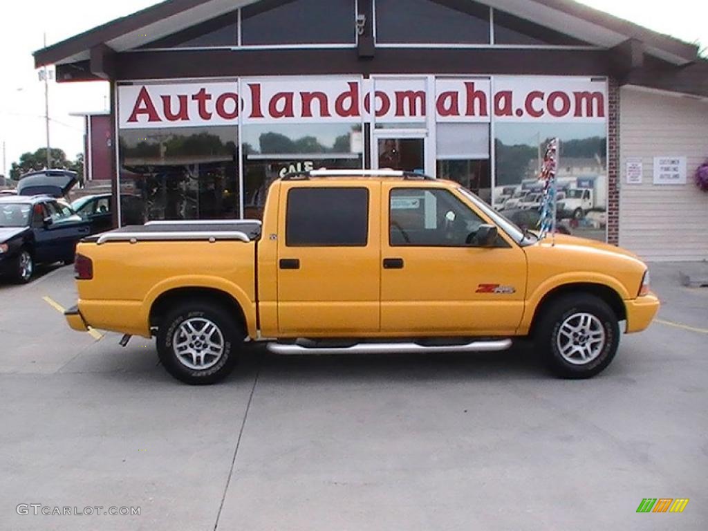 2002 Sonoma SLS ZR5 Crew Cab 4x4 - Flame Yellow / Graphite photo #1