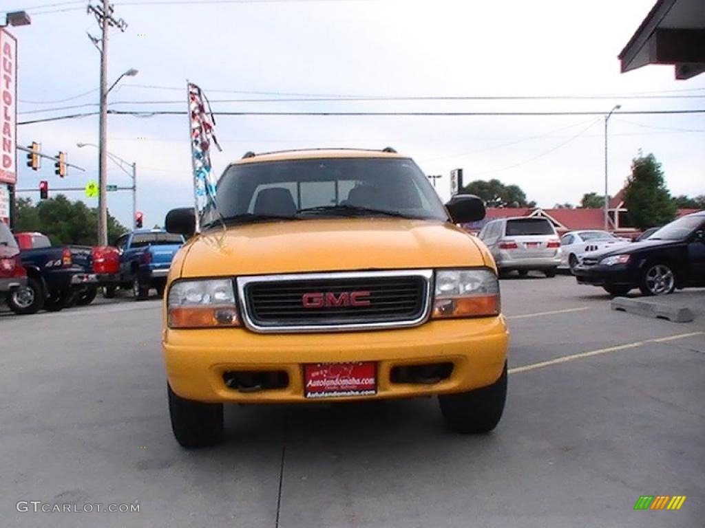 2002 Sonoma SLS ZR5 Crew Cab 4x4 - Flame Yellow / Graphite photo #4