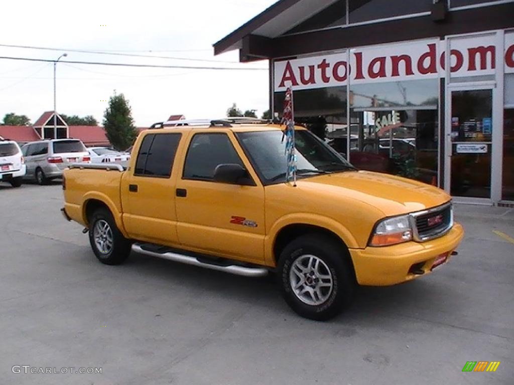 2002 Sonoma SLS ZR5 Crew Cab 4x4 - Flame Yellow / Graphite photo #6
