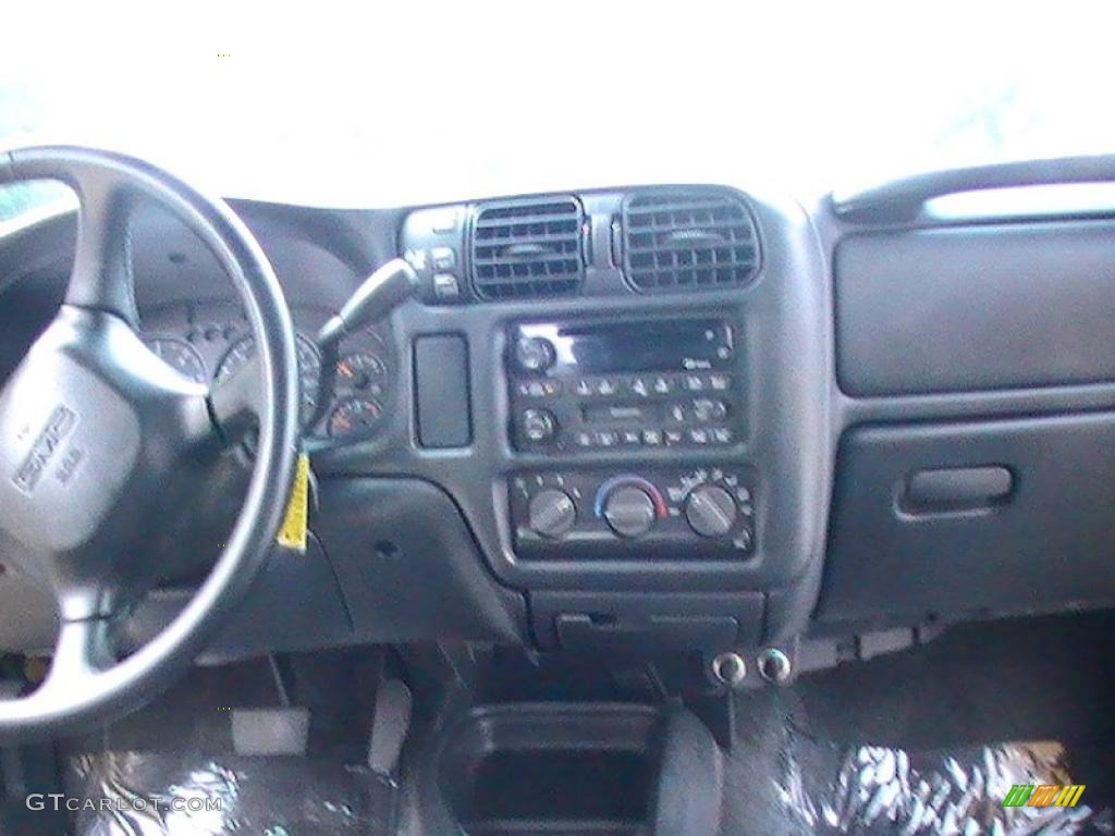 2002 Sonoma SLS ZR5 Crew Cab 4x4 - Flame Yellow / Graphite photo #12