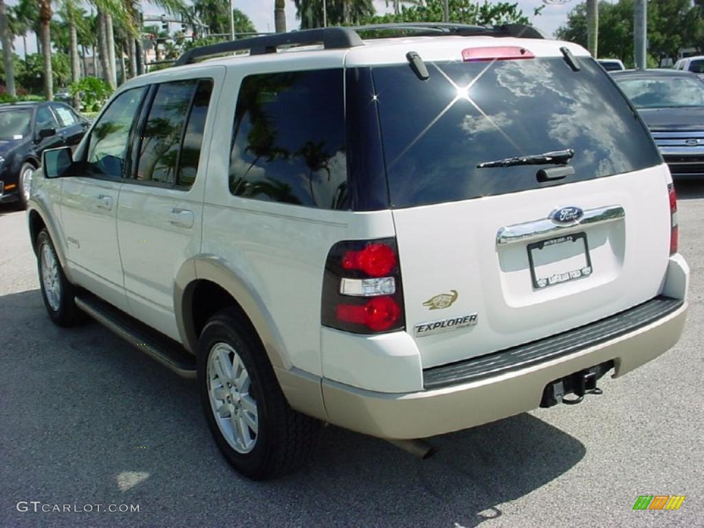 2008 Explorer Eddie Bauer - White Suede / Camel photo #9