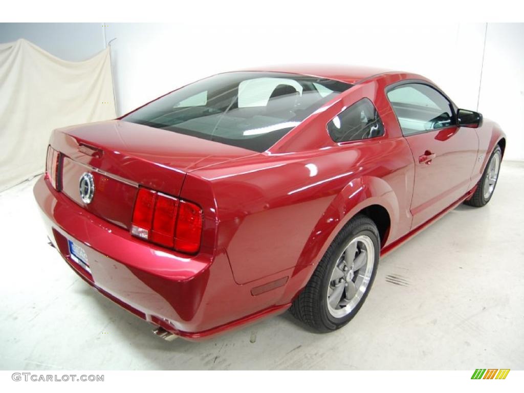 2006 Mustang GT Premium Coupe - Redfire Metallic / Dark Charcoal photo #6