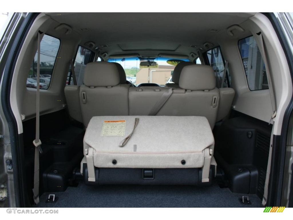 2002 Montero Limited 4x4 - Sudan Beige Metallic / Tan photo #9
