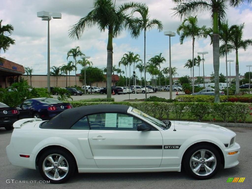 2009 Mustang GT/CS California Special Convertible - Performance White / Black/Dove photo #5