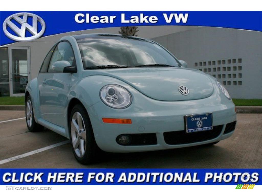 Aquarius Blue Volkswagen New Beetle