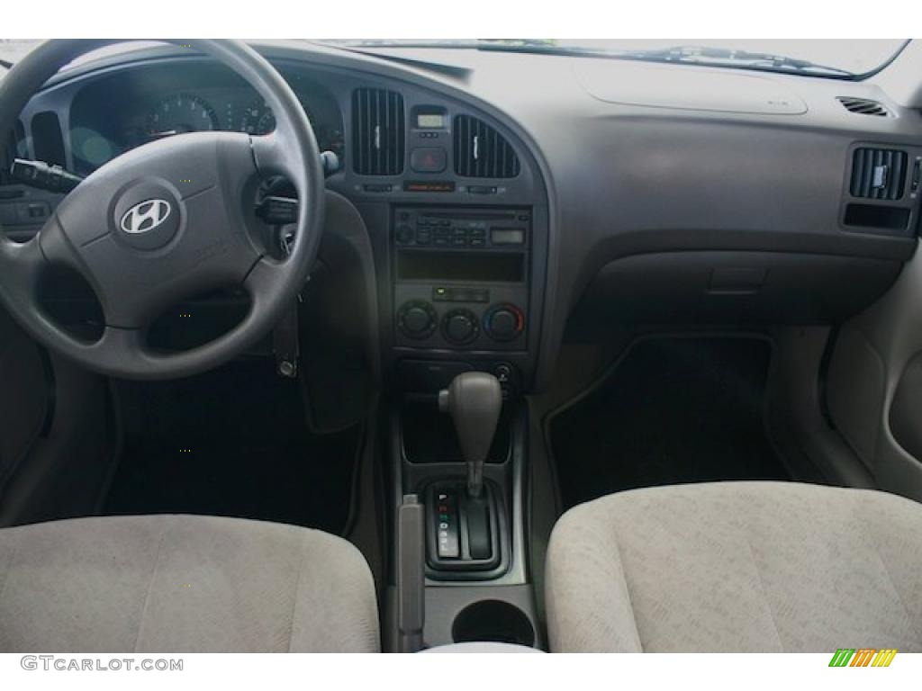 2004 Elantra GLS Sedan - Nordic White / Gray photo #6