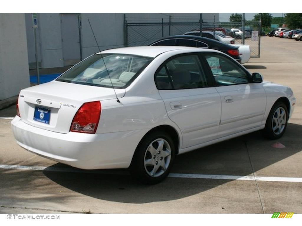 2004 Elantra GLS Sedan - Nordic White / Gray photo #15