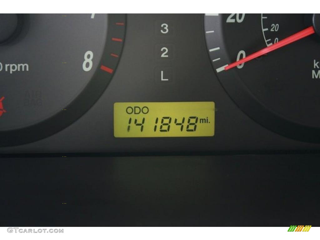 2004 Elantra GLS Sedan - Nordic White / Gray photo #34