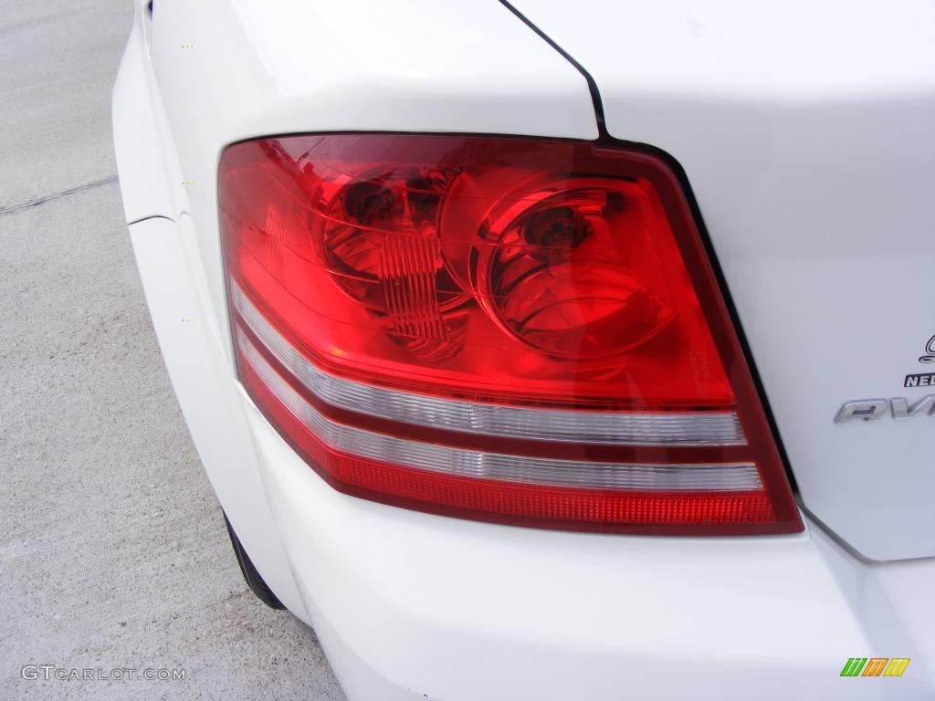 2008 Avenger SXT - Stone White / Dark Khaki/Light Graystone photo #9