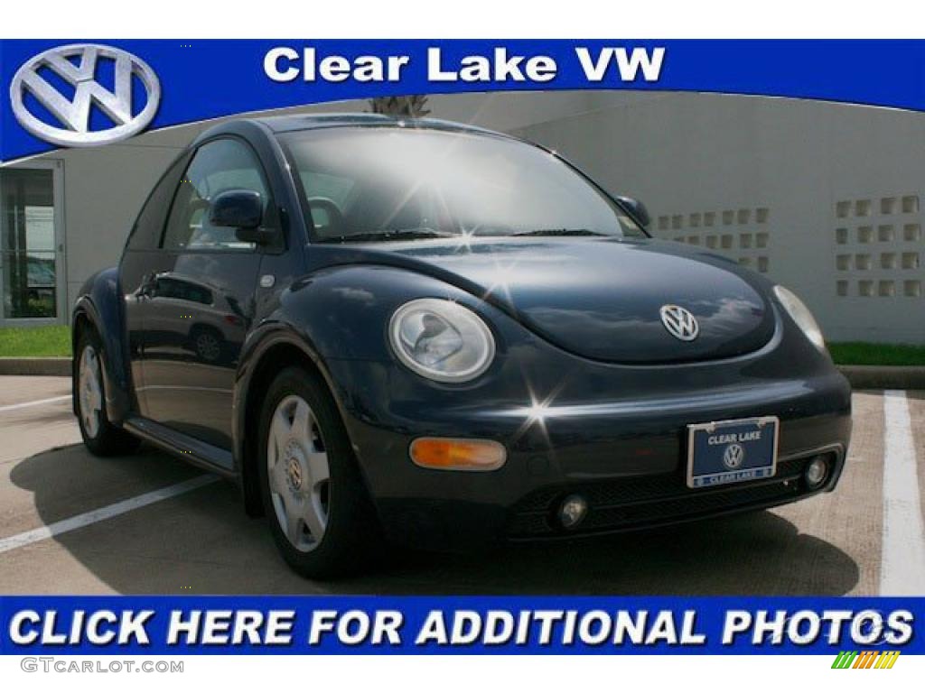 Batik Blue Metallic Volkswagen New Beetle