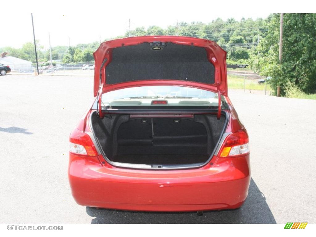 2009 Yaris Sedan - Absolutely Red / Dark Charcoal photo #7