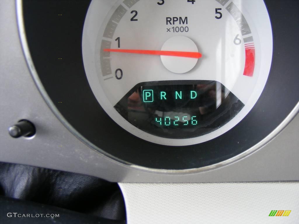 2008 Avenger SXT - Stone White / Dark Khaki/Light Graystone photo #33