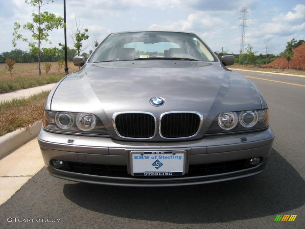 Sterling Grey Metallic BMW 5 Series