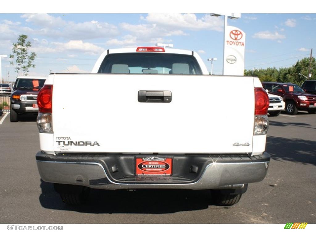 2008 Tundra Double Cab 4x4 - Super White / Graphite Gray photo #3