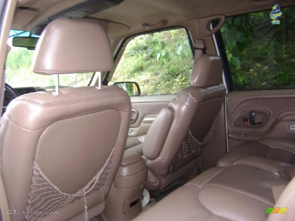1995 Tahoe LT 4x4 - Summit White / Tan photo #12