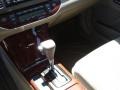 Black - Camry XLE Photo No. 14