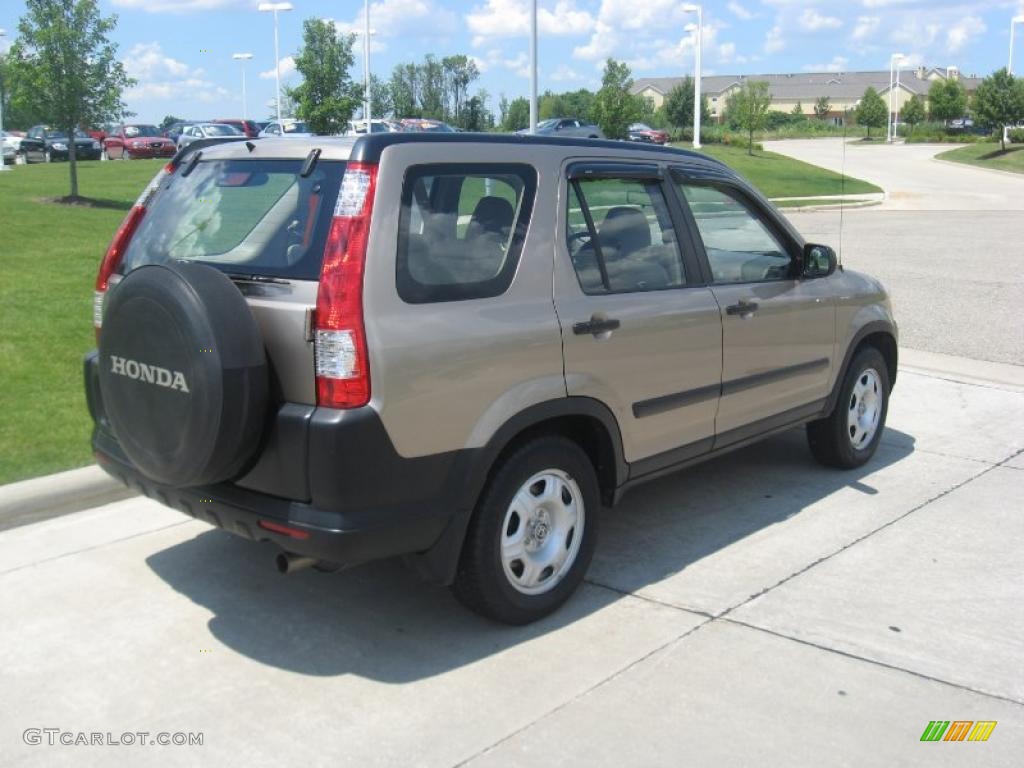 2005 CR-V LX - Sahara Sand Metallic / Ivory photo #3