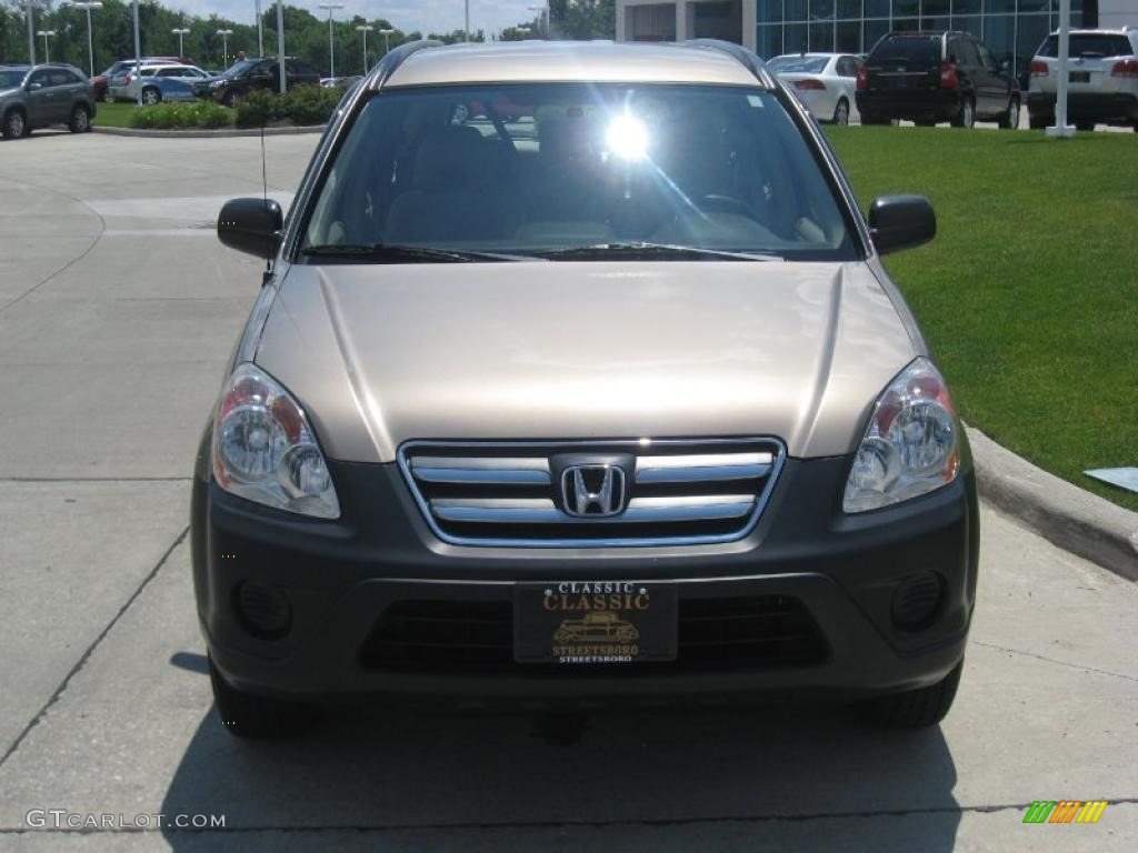 2005 CR-V LX - Sahara Sand Metallic / Ivory photo #8