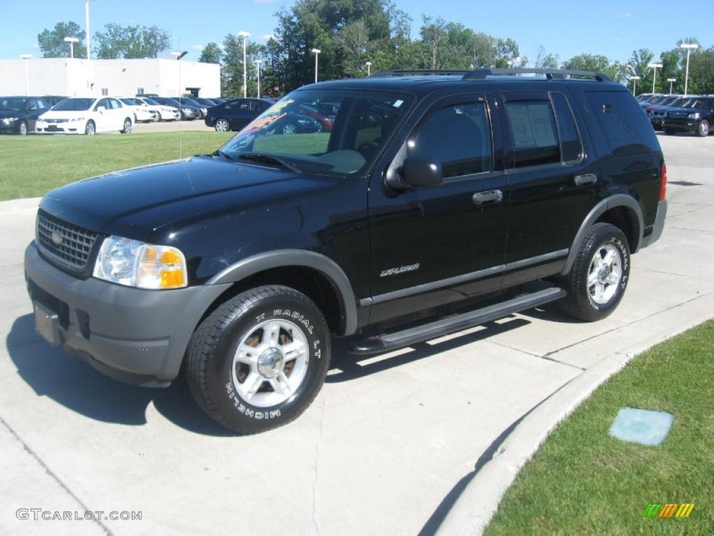 2004 Explorer XLS 4x4 - Black / Graphite photo #7