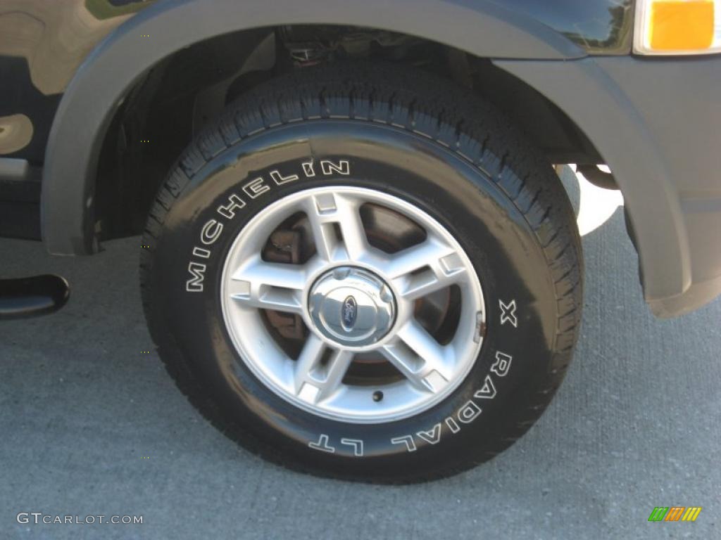 2004 Explorer XLS 4x4 - Black / Graphite photo #11
