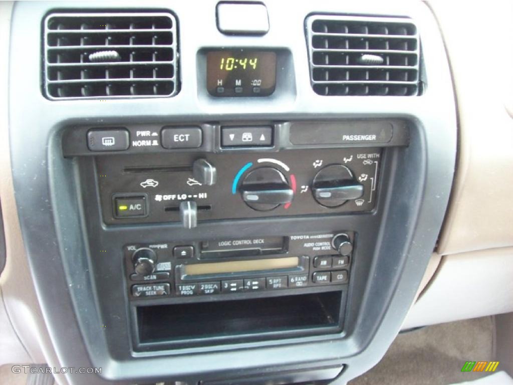 1999 4Runner SR5 4x4 - Imperial Jade Green Mica / Oak photo #16