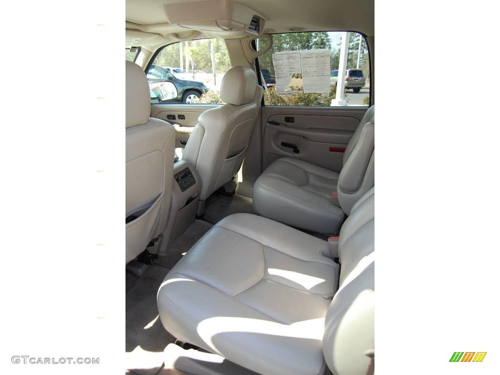 2005 Yukon XL SLE - Sand Beige Metallic / Neutral/Shale photo #10