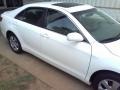 Super White - Camry LE Photo No. 21