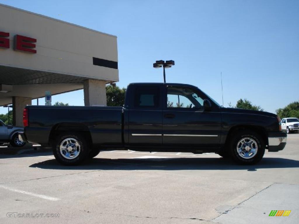 2004 Silverado 1500 LS Extended Cab - Dark Gray Metallic / Tan photo #2