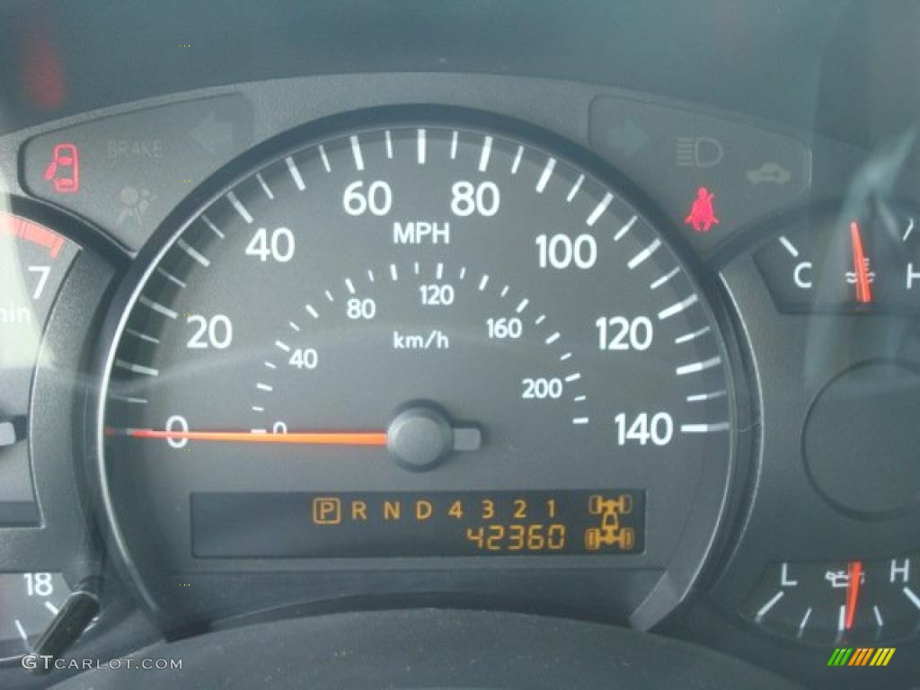 2007 Titan LE Crew Cab 4x4 - Radiant Silver / Graphite Black/Titanium photo #19