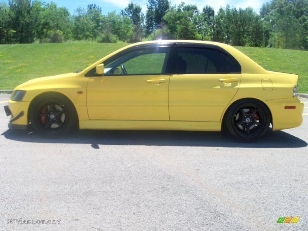 2003 Lancer Evolution VIII - Lightning Yellow / Black photo #2