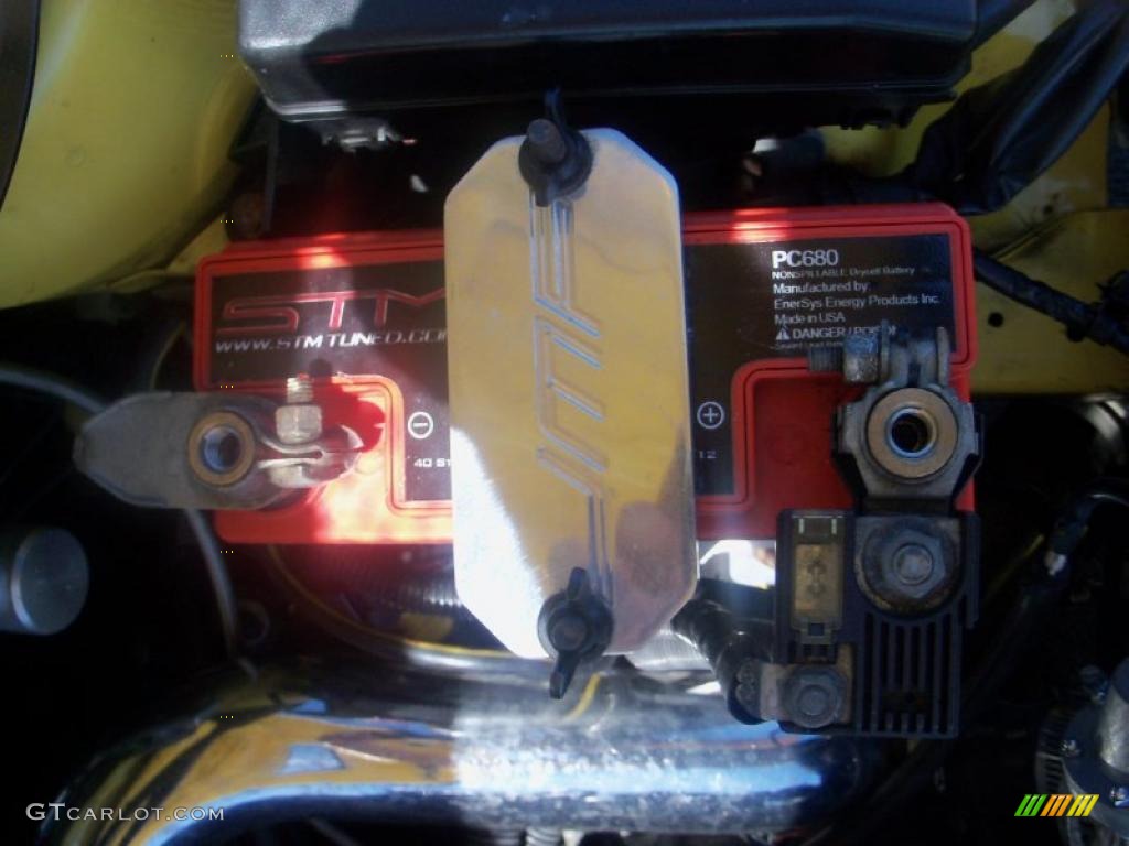 2003 Lancer Evolution VIII - Lightning Yellow / Black photo #20