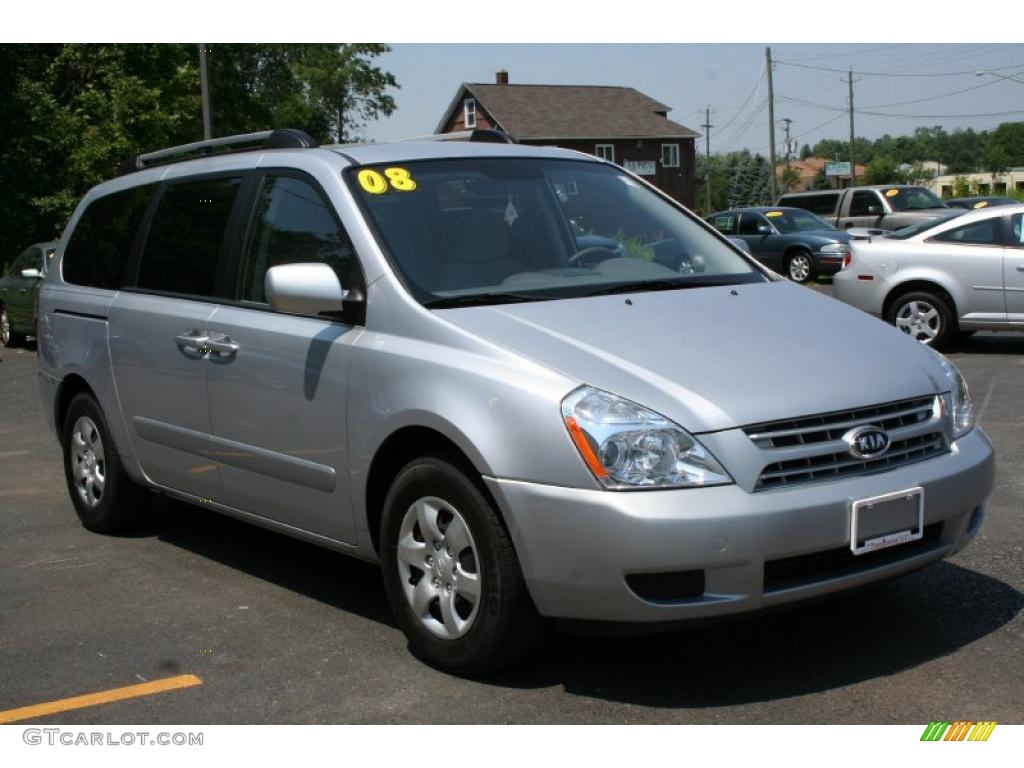 Silver Metallic Kia Sedona