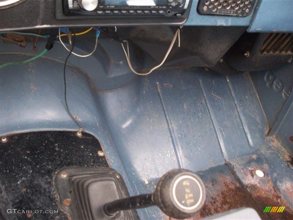 1982 Jeep CJ7 Renegade 4x4 Controls Photo #32847590
