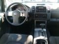 2007 Avalanche White Nissan Pathfinder SE  photo #31