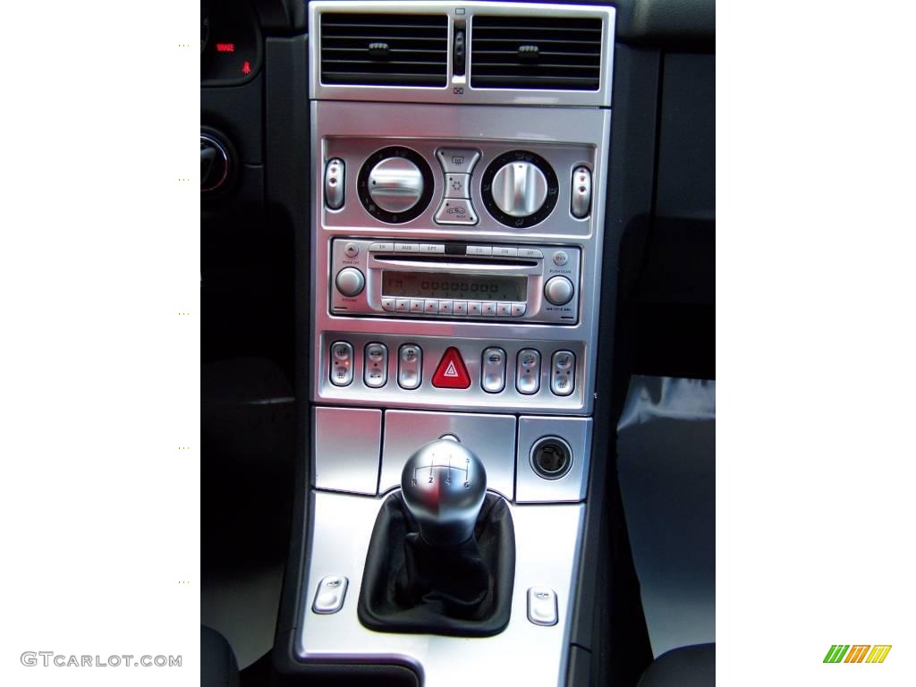 2004 Chrysler Crossfire Limited Coupe Controls Photo #3284817