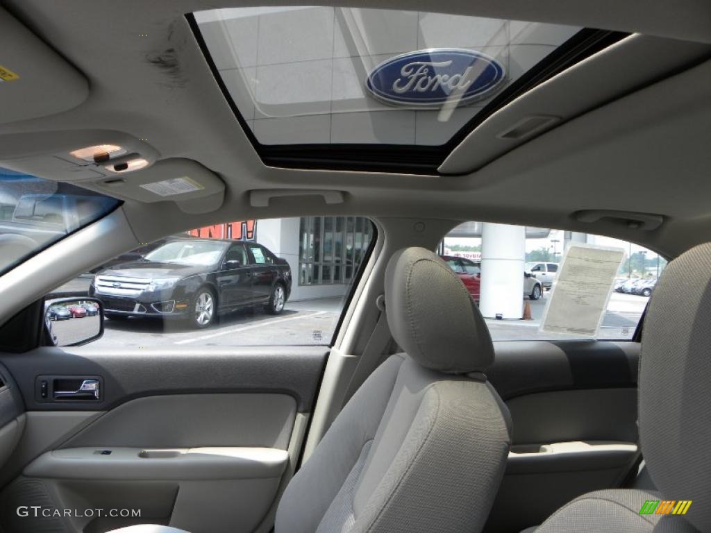 2010 Fusion SE - Sterling Grey Metallic / Medium Light Stone photo #17