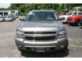 Greystone Metallic - Suburban LT 4x4 Photo No. 2